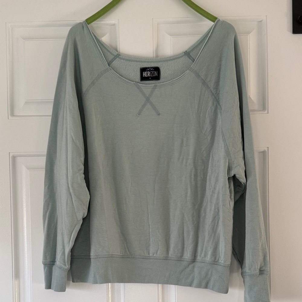 Herizon off the Shoulder Sweatshirt